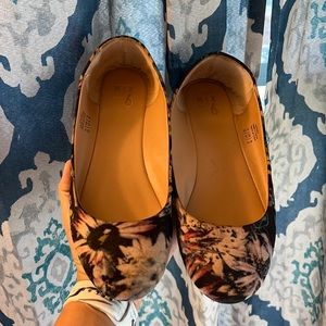 Floral flats size 10
